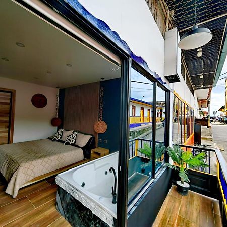 Habitacion Deluxe 2 Con Jacuzzi A 20 Mt Del Parque Саленто Екстериор снимка